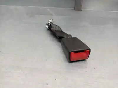 Pezzo di ricambio per auto di seconda mano gancio per cintura per ford ka (ru8) 1.3 tdci riferimenti oem iam 33033400