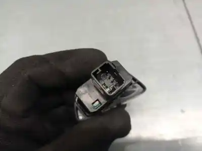 Second-hand car spare part left front power window switch for ford ka (ru8) 1.3 tdci oem iam references e30583  e30659