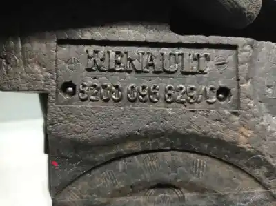 Peça sobressalente para automóvel em segunda mão macaco hidráulico por renault megane i fase 2 berlina (ba0) 1.9 dci diesel cat 102 cv / 75 kw referências oem iam 8200096829c  