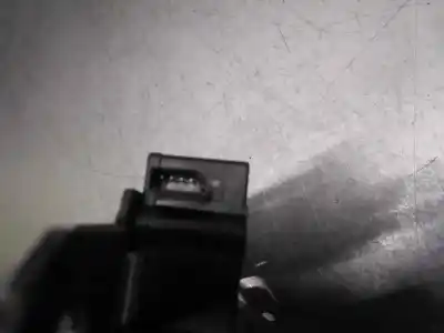 Second-hand car spare part trunk lock for bmw x3 (e83) 2.0 sd oem iam references 51247201561  