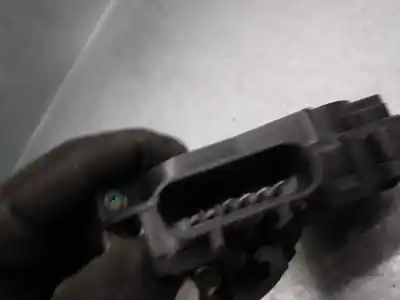 Автозапчастина б/у замок дверей заднього лівого для smart forfour 1.5 cdi cat посилання на oem iam a4547300535  