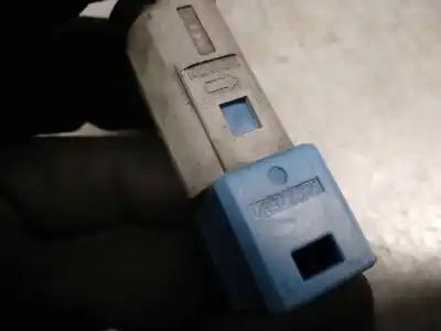 Автозапчастина б/у вимикач для smart forfour 1.5 cdi cat посилання на oem iam mr977585  