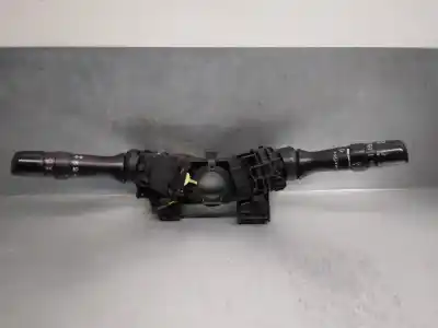 Peça sobressalente para automóvel em segunda mão comutador de luzes por toyota verso (_r2_) 2.0 d-4d (aur20_) referências oem iam 0520017f421