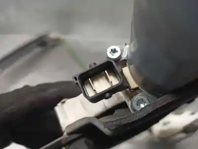 Pièce détachée automobile d'occasion léve glace avant gauche pour saab 9-3 sport sedán 1.9 tid cat références oem iam 12758263  