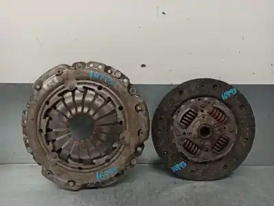Second-hand car spare part CLUTCH KIT for DACIA DUSTER  OEM IAM references 8200527569  