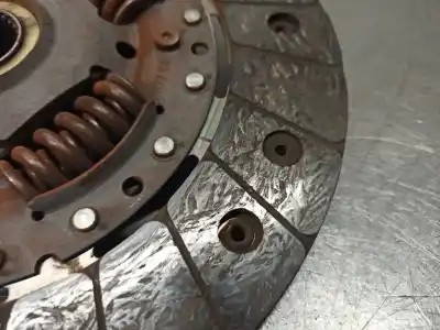 Second-hand car spare part clutch kit for dacia duster 1.5 dci diesel fap cat oem iam references 8200527569  