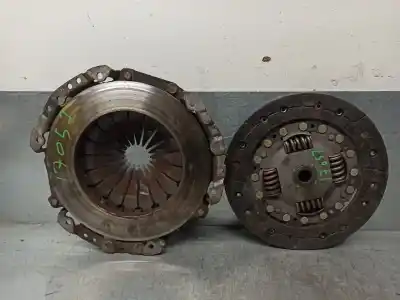 Second-hand car spare part clutch kit for ford ka (ru8) 1.3 tdci oem iam references 1571304  120017510