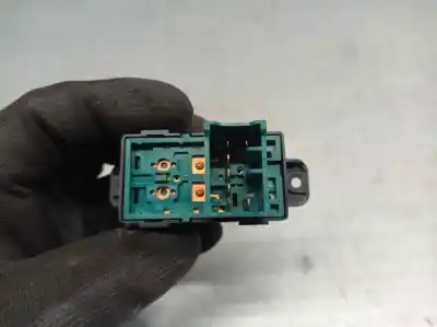 Pezzo di ricambio per auto di seconda mano comando alzacristalli posteriori destro per kia optima (jf) 1.7 crdi riferimenti oem iam 93590d4000a  