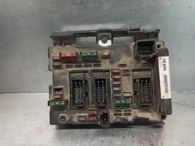Pièce détachée automobile d'occasion BOÎTES À FUSIBLES pour PEUGEOT 406 COUPE (S1/S2)  Références OEM IAM 9644038580  13565189