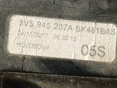 Автозапчасти б/у левый задний фонарь за skoda superb iii (3v3) 2.0 tdi ссылки oem iam 3v5945207a  