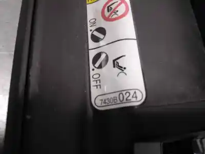 Автозапчастина б/у бардачок для mitsubishi asx (ga0w) 1.8 di-d cat посилання на oem iam 7430a024  