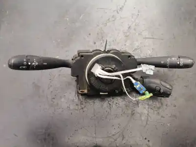 Pièce détachée automobile d'occasion commutateur d'éclairage pour peugeot 307 (s1) 2.0 hdi fap cat références oem iam 96511199xt  96511199xt