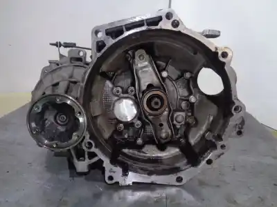 Second-hand car spare part gearbox for volkswagen golf vi (5k1) 2.0 tdi oem iam references lll 144281 lll26108