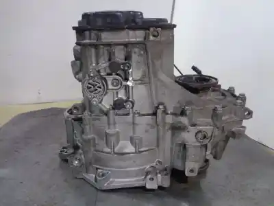 Second-hand car spare part gearbox for volkswagen golf vi (5k1) 2.0 tdi oem iam references lll 144281 lll26108