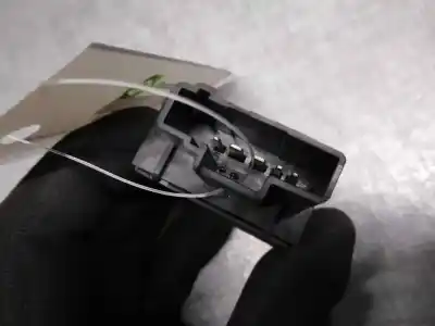 Pezzo di ricambio per auto di seconda mano controllo della luce per citroen jumpy 2.0 hdi sx familiar (5/6 asientos) riferimenti oem iam 19256982  