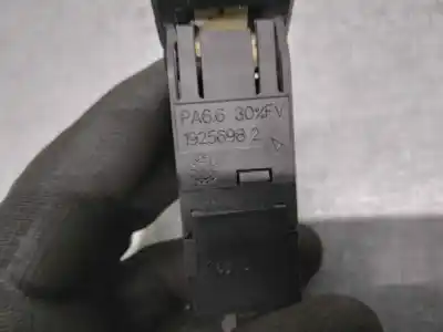 Pezzo di ricambio per auto di seconda mano controllo della luce per citroen jumpy 2.0 hdi sx familiar (5/6 asientos) riferimenti oem iam 19256982  