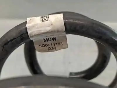 Автозапчасти б/у амортирующая пружина за skoda octavia combi (5e5) 1.5 16v tgi bivalent. gasolina / cng ссылки oem iam   