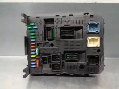 Peça sobressalente para automóvel em segunda mão caixa de fusíveis e relés por peugeot 308 sw i (4e_, 4h_) 1.6 16v referências oem iam 9666895780