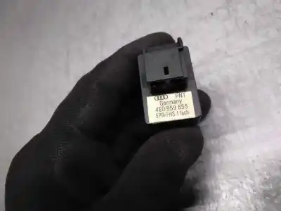 Peça sobressalente para automóvel em segunda mão botão / interruptor elevador vidro traseiro esquerdo por audi a8 (4e2) 4.2 v8 40v referências oem iam 4e0959855  