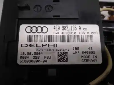 Second-hand car spare part interior light for audi a8 (4e2) 4.2 v8 40v oem iam references 4e0907135a  