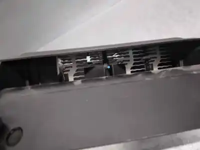 Автозапчасти б/у аэратор за audi a8 (4e2) 4.2 v8 40v ссылки oem iam 4e0819013a  