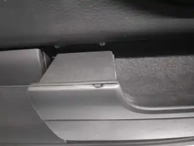 Автозапчасти б/у обивка задней правой двери за audi a8 (4e2) 4.2 v8 40v ссылки oem iam 4e0868066  