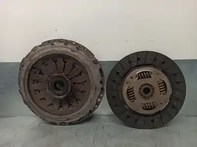 Pezzo di ricambio per auto di seconda mano kit frizione per alfa romeo 146 1.9 jtd cat riferimenti oem iam 60815751  