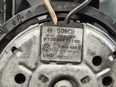 Автозапчасти б/у электрический вентилятор за audi q7 (4l) 3.0 tdi ссылки oem iam 7l0121203f 01303303922 bosch 