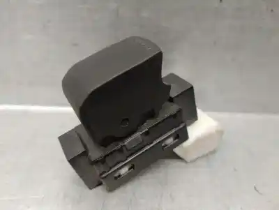 Tweedehands auto-onderdeel schakelaar rechts voor ruit voor suzuki alto amf 310 1.0 12v cat oem iam-referenties 37995m75j00