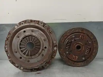 Pièce détachée automobile d'occasion KIT D'EMBRAYAGE pour CITROEN SAXO  Références OEM IAM 2050X5  