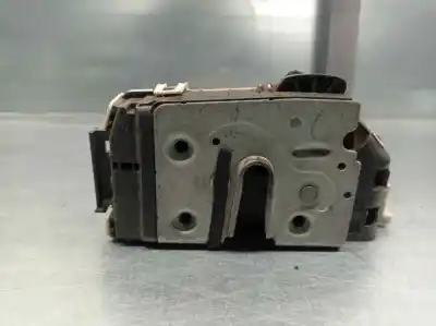 Second-hand car spare part front right door lock for dodge avenger se oem iam references 4589426aa  