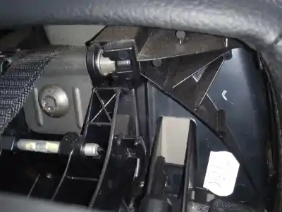 Pièce détachée automobile d'occasion siège avant gauche pour mercedes-benz clase c (w204) berlina 2.2 cdi cat références oem iam a2049103936  