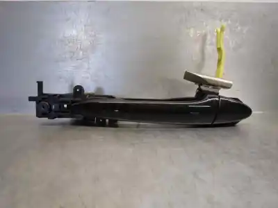 Second-hand car spare part exterior left rear door handle for lexus is 250c 2.5 v6 cat oem iam references 6922053050c2