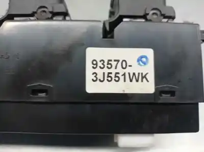 Pièce détachée automobile d'occasion commande de lève vitre avant gauche pour hyundai ix 55 style références oem iam 935703j551wk  