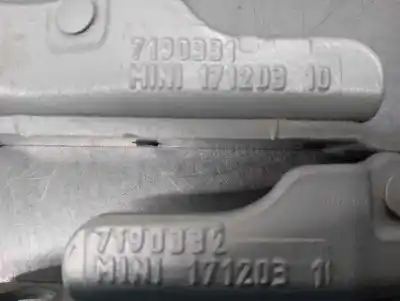 Автозапчастина б/у петля кришки багажника для mini r57 cabrio diesel cat посилання на oem iam 7190332  