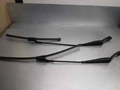 Second-hand car spare part front right windshield wiper arm for peugeot 308 sw ii (lc_, lj_, lr_, lx_, l4_) 1.2 thp 130 oem iam references 9677256180  9677256280 Second-hand car spare part front right windshield wiper arm for peugeot 308 sw ii (lc_, lj_, lr_, lx_, l4_) 1.2 thp 130 oem iam references 9677256180  9677256280