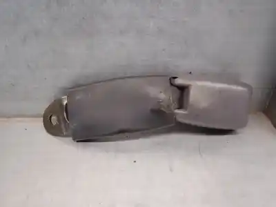 Gebrauchtes Autoersatzteil gürtelhaken hinten rechts zum toyota celica (t23) 1.8 oem-iam-referenzen 7338020510c0