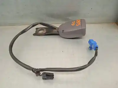 Gebrauchtes Autoersatzteil gürtelhaken vorn rechts zum toyota celica (t23) 1.8 oem-iam-referenzen 732302b010b0