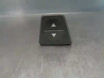 Pezzo di ricambio per auto di seconda mano INTERRUTTORE ALZACRISTALLI ANTERIORE SINISTRO per FIAT PANDA (169)  Riferimenti OEM IAM 735360836  