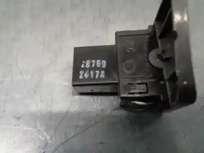 Pezzo di ricambio per auto di seconda mano interruttore alzacristalli anteriore sinistro per fiat panda (169) 1.3 16v jtd dynamic riferimenti oem iam 735360836  