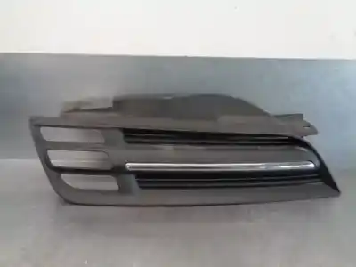 Pièce détachée automobile d'occasion GRILLE AVANT pour NISSAN MICRA (K12E)  Références OEM IAM 62320AX600  