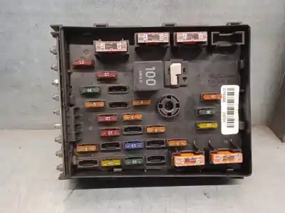 Автозапчасти б/у блок реле/предохранителей за volkswagen passat variant (3c5) 2.0 tdi dpf ссылки oem iam 3c0937125  63592777