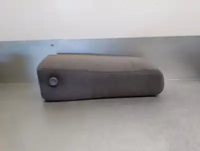 Peça sobressalente para automóvel em segunda mão apoio de braço consola central por ssangyong korando 2.9 turbodiesel cat referências oem iam 7530206033aaf