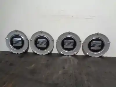 Recambio de automóvil de segunda mano de tapacubos para seat cordoba berlina (6k2) 1.9 tdi referencias oem iam 6k0601149h  