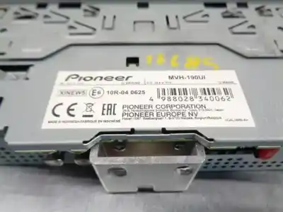 Pezzo di ricambio per auto di seconda mano impianto audio / radio cd per peugeot 206 berlina 1.6 16v cat riferimenti oem iam   