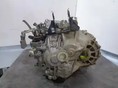 Автозапчастина б/у коробка передач для toyota rav 4 iii (_a3_) 2.2 d 4wd (ala30_) посилання на oem iam a6x01329  3030042200
