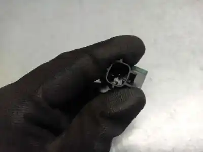 Peça sobressalente para automóvel em segunda mão sensor por volkswagen cc b7 (358) 2.0 tdi referências oem iam 48151706  