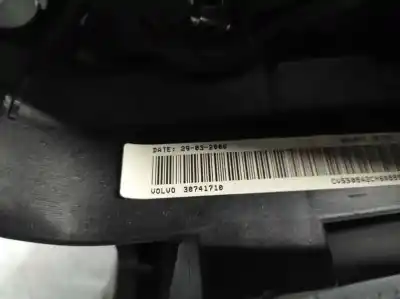 Second-hand car spare part steering wheel for volvo xc90 2.4 diesel cat oem iam references 30741710  