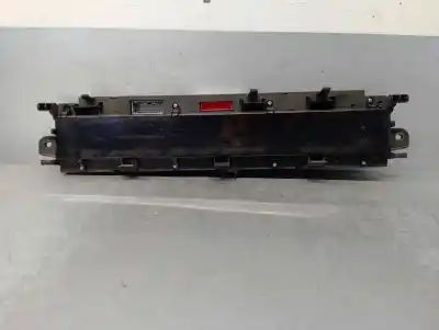 Pièce détachée automobile d'occasion compteur de vitesse tableau de bord pour renault scenic ii 1.9 dci diesel 120 cv / 88 kw références oem iam p8200451505a  