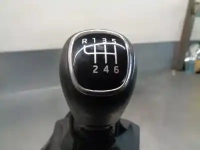 Автозапчасти б/у рычаг переключения передач за skoda scala (nw) 1.0 tsi ссылки oem iam 2q0711049k  